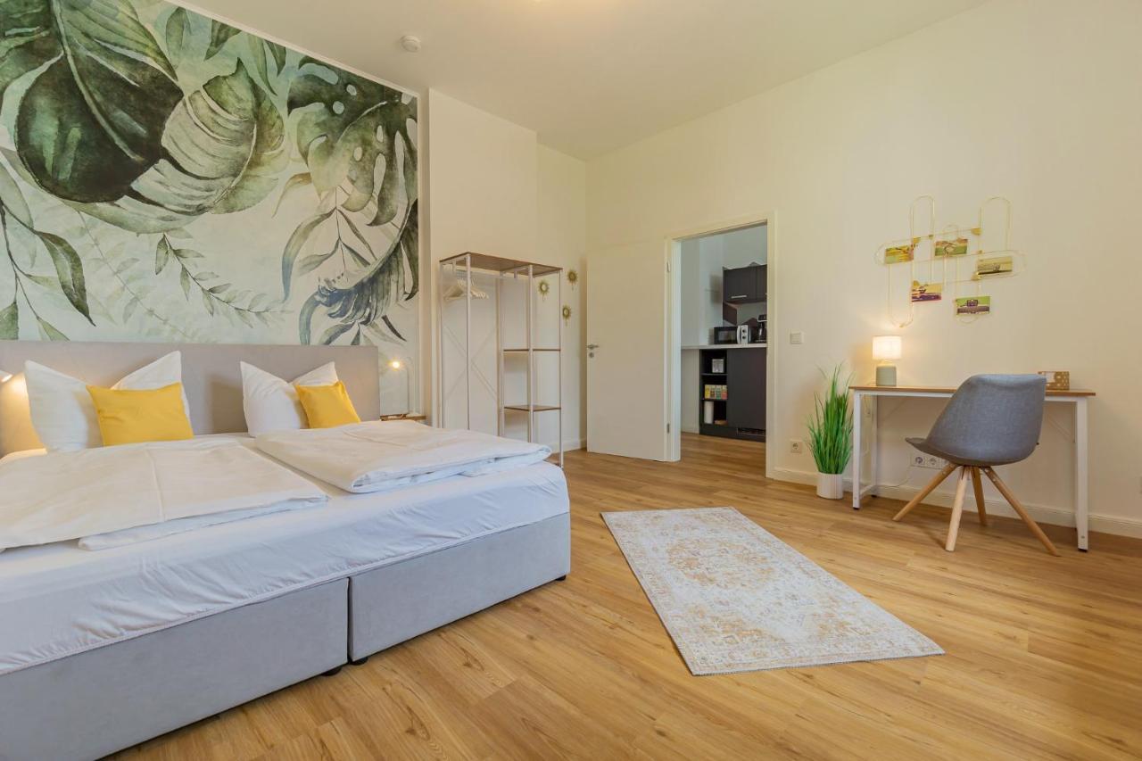 Modernes Apartment - Zentral, Ruhig, Wlan, Netflix, Kueche, Schreibtisch, Parkplatz, Waschtrockner コットブス エクステリア 写真