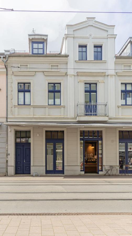 Modernes Apartment - Zentral, Ruhig, Wlan, Netflix, Kueche, Schreibtisch, Parkplatz, Waschtrockner コットブス エクステリア 写真